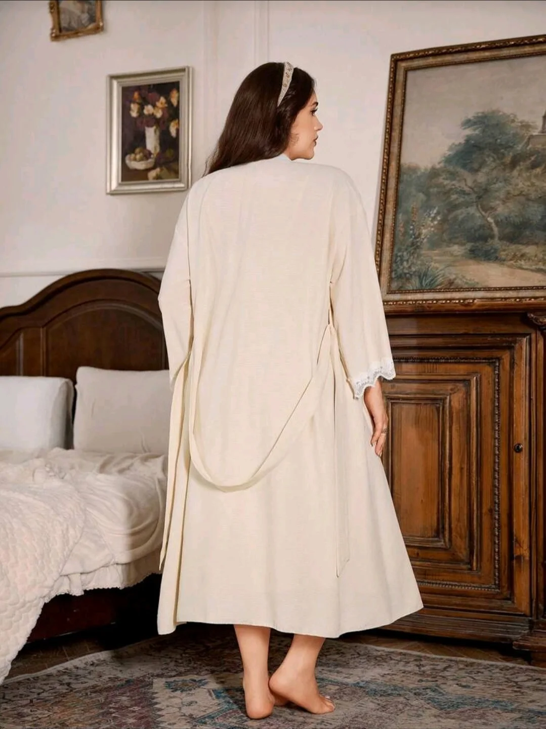 Nuisette et peignoir crème