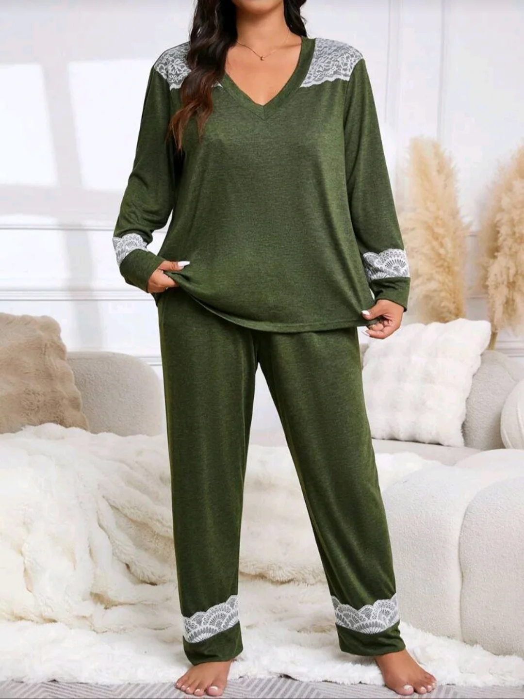 Pyjama vert kaki dentelle