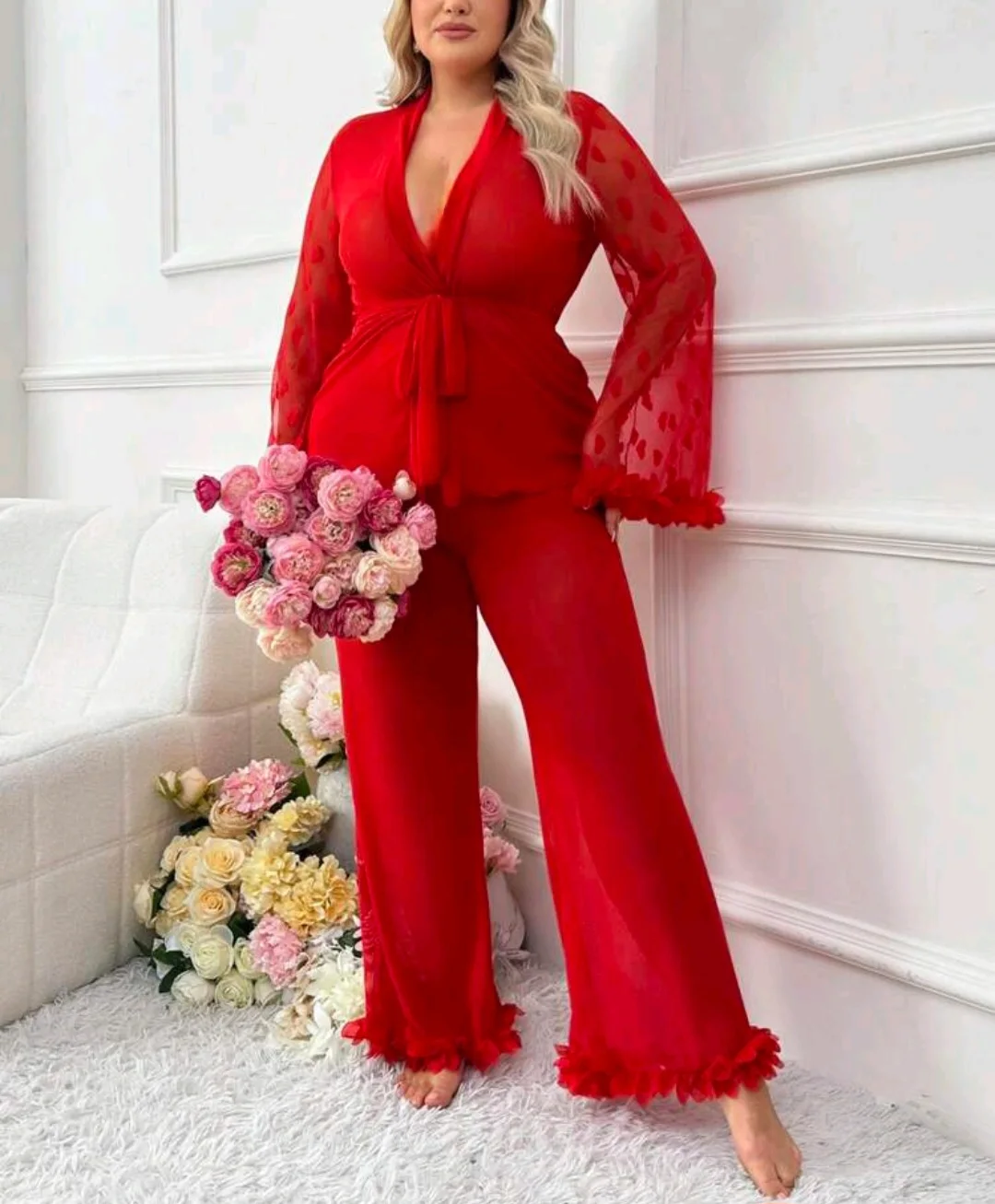 Ensemble rouge tulle transparent à plumes
