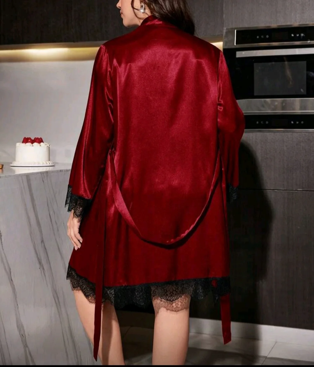 Peignoir satin rouge dentelle