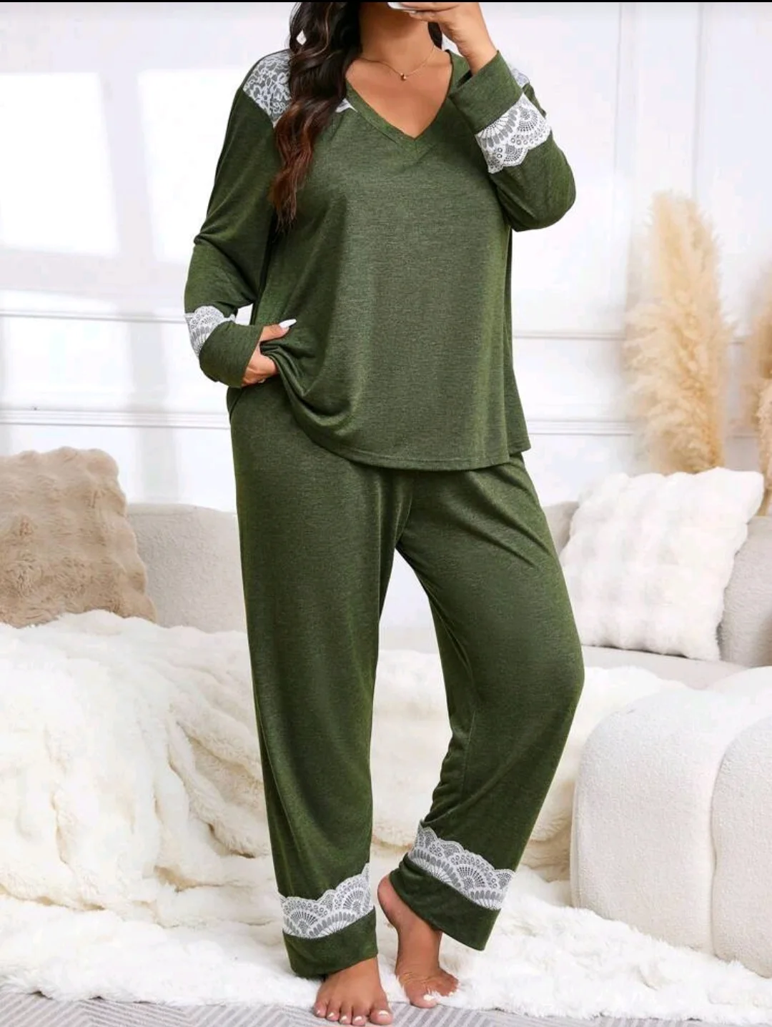 Pyjama vert kaki dentelle