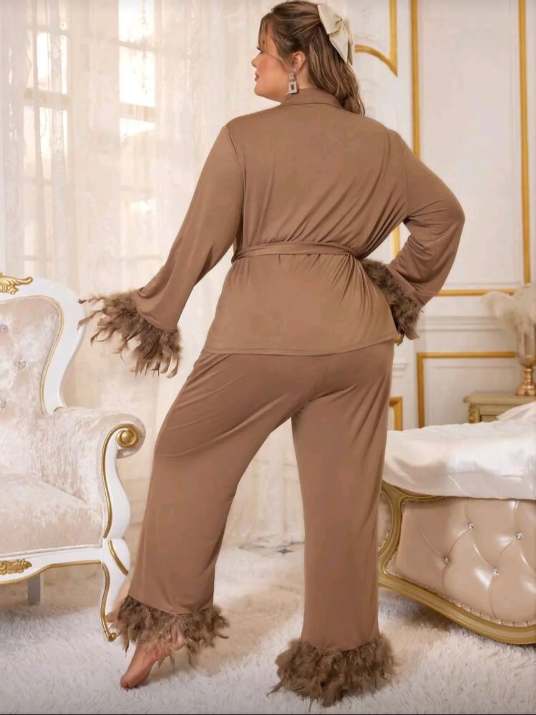 Ensemble marron à plumes