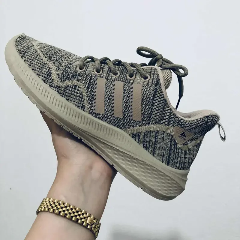 Chaussures Adidas sport