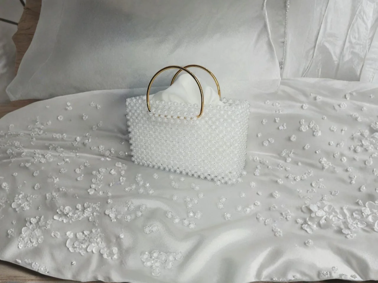 حقيبة وايت دايموند