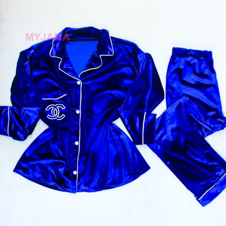 pyjama en voleur local