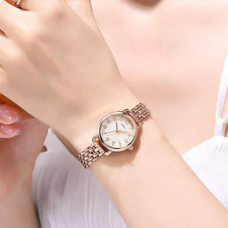 ساعات نسائية