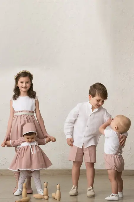 أزياء الأطفال