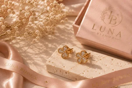Boucles d'oreilles (الأقراط)