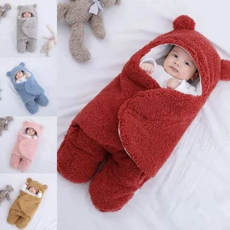 بطانية لحماية الطفل من البرد
