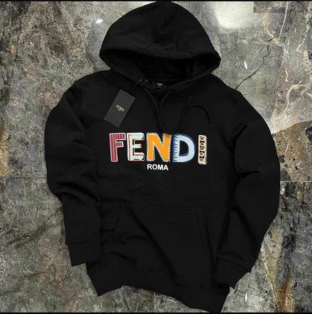 Capushe Fendi ( noir )