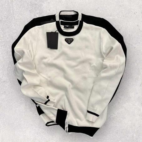 Pulls PRADA ( blanc )