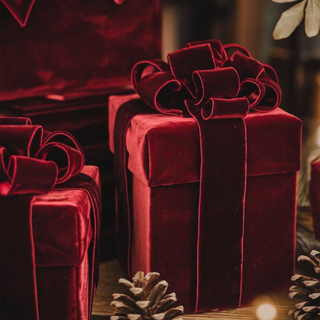 مجموعات الهدايا المخصصة