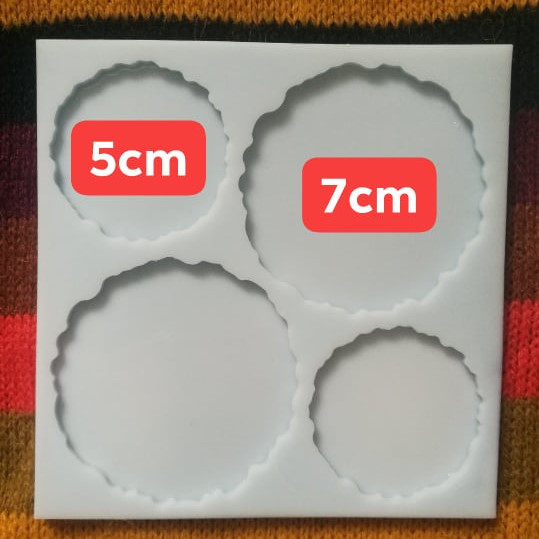 PlLATEAU*4 CERCLES 5 ET 7 CM