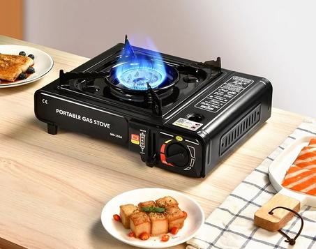 موقد غاز متنقل متعدد الوظائف مناسب للتخييم وعنصر أساسي للتجمعات