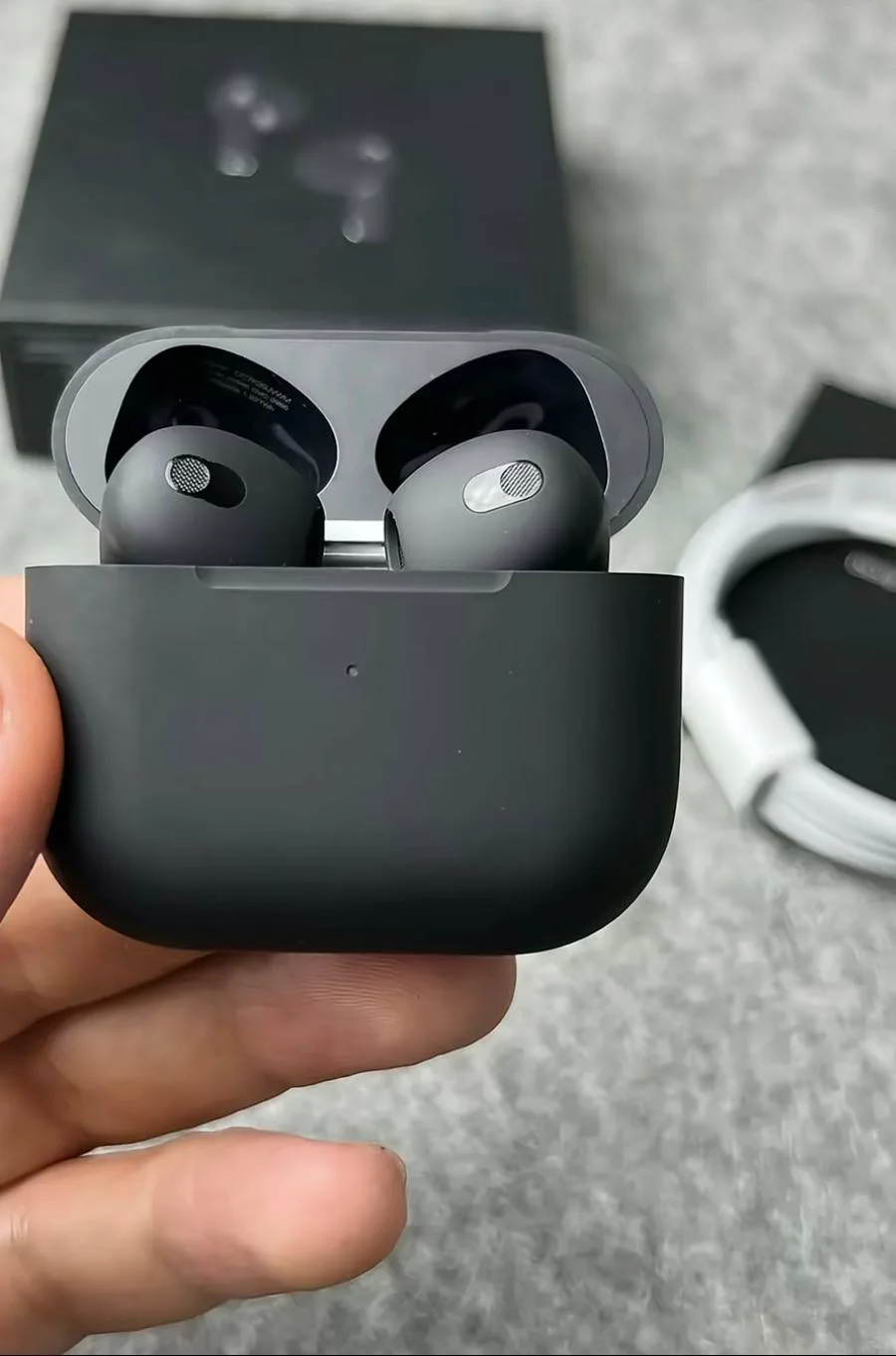 AirPods 3