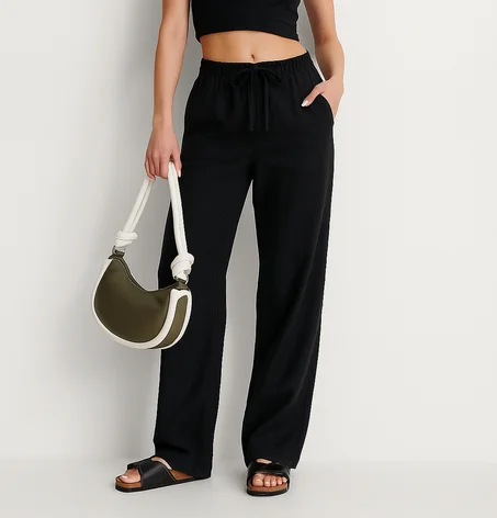 Un Look Élégant sans Effort – Pour les Femmes Actives et Stylées