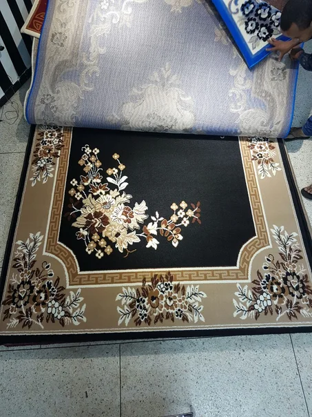 زرابي مستوردة من بلجيكا 220cm-160cm