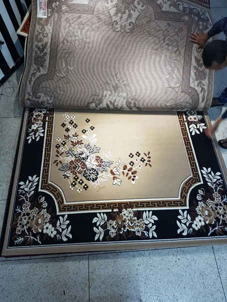 زرابي مستودة من بلجيكا270cm-185cm