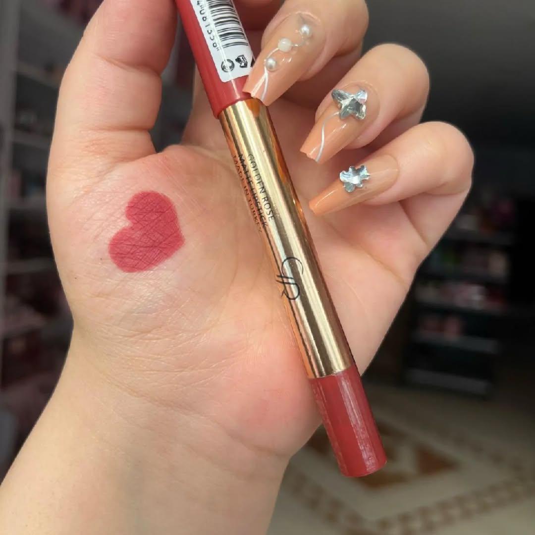 روج مخملي ثابت من Norida – Velvet Matte Lip Pencil