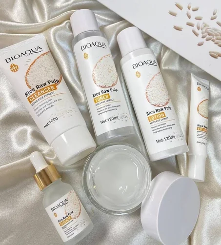 منتج العناية بالبشرة"BIOAQUA Rice Raw Pulp