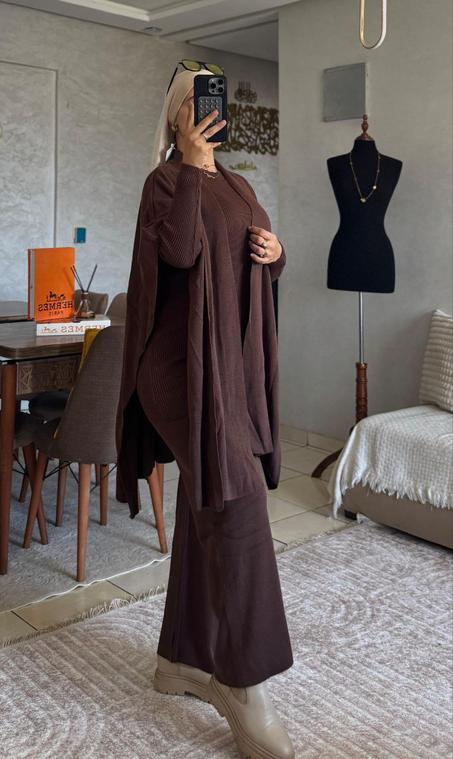 ✨ طقم دافئ وراقي بلمسة عصرية