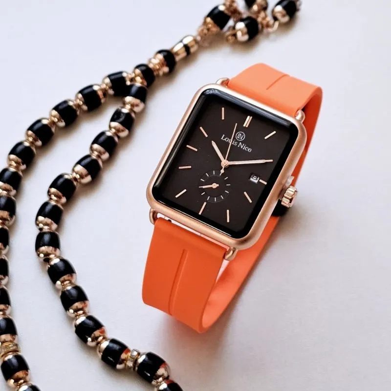 ساعة رجالية باللون البرتقالي