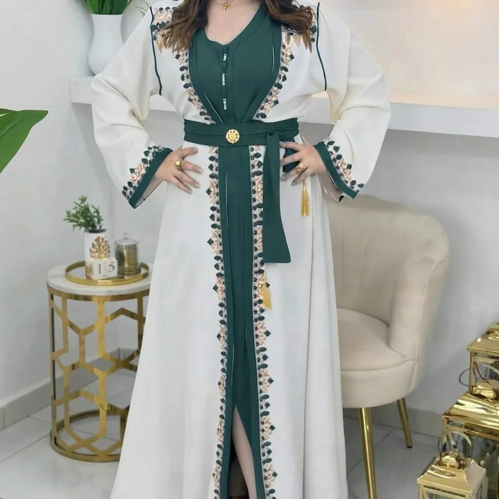 اخضر