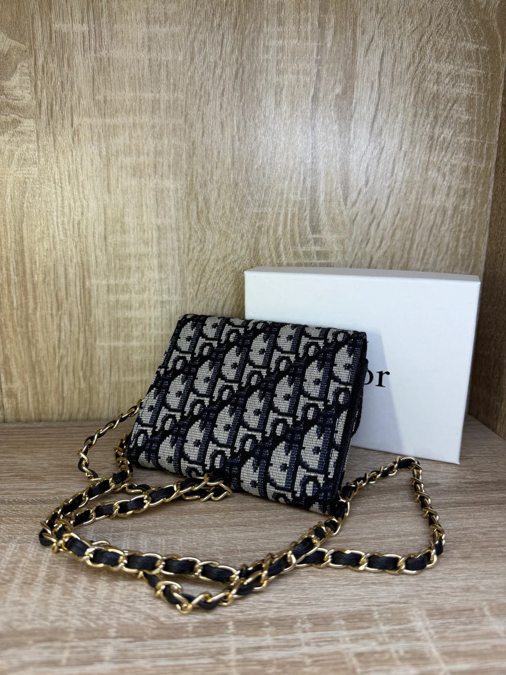 PORTE DIOR FEMMES PETITE TAILLE AVEC BANDOULIÈRE