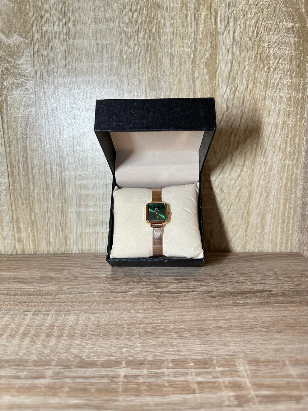 DW FEMMES ACIER SIMPLE CARRÉ BOITE SIMPLE