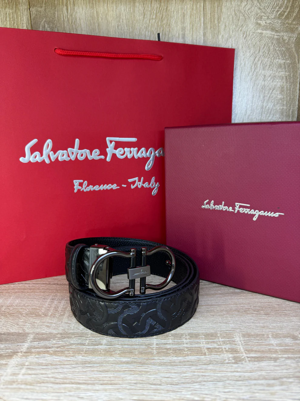 CEINTURE FERRAGAMO HOMMES MASTER QUALITÉ 1