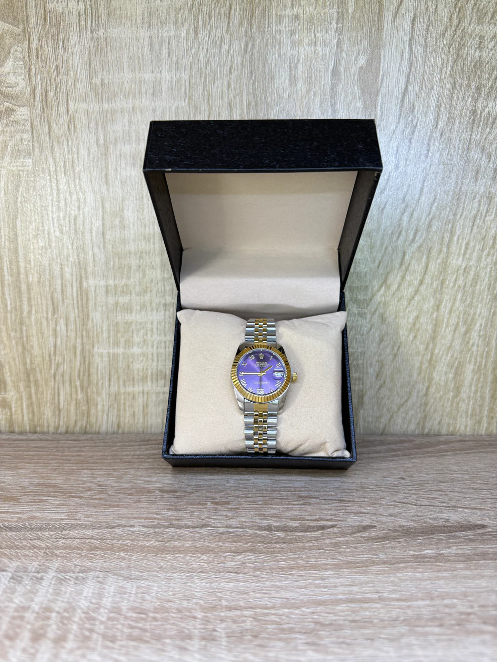 ROLEX GRIS GOLD TABLEAU MAUVE FEMMES BOITE SIMPLE