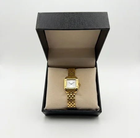 CARTIER PANTHERE FEMME 2026 BOITE SIMPLE