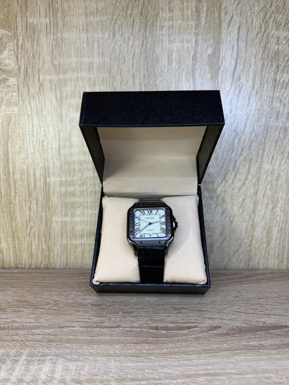 CARTIER SANTOS HOMMES CUIR BOITE SIMPLE