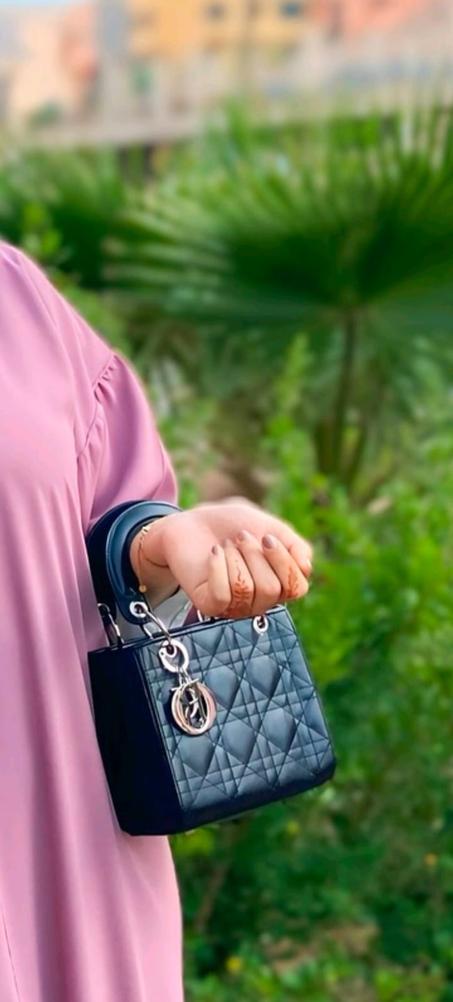 المنتج الأول