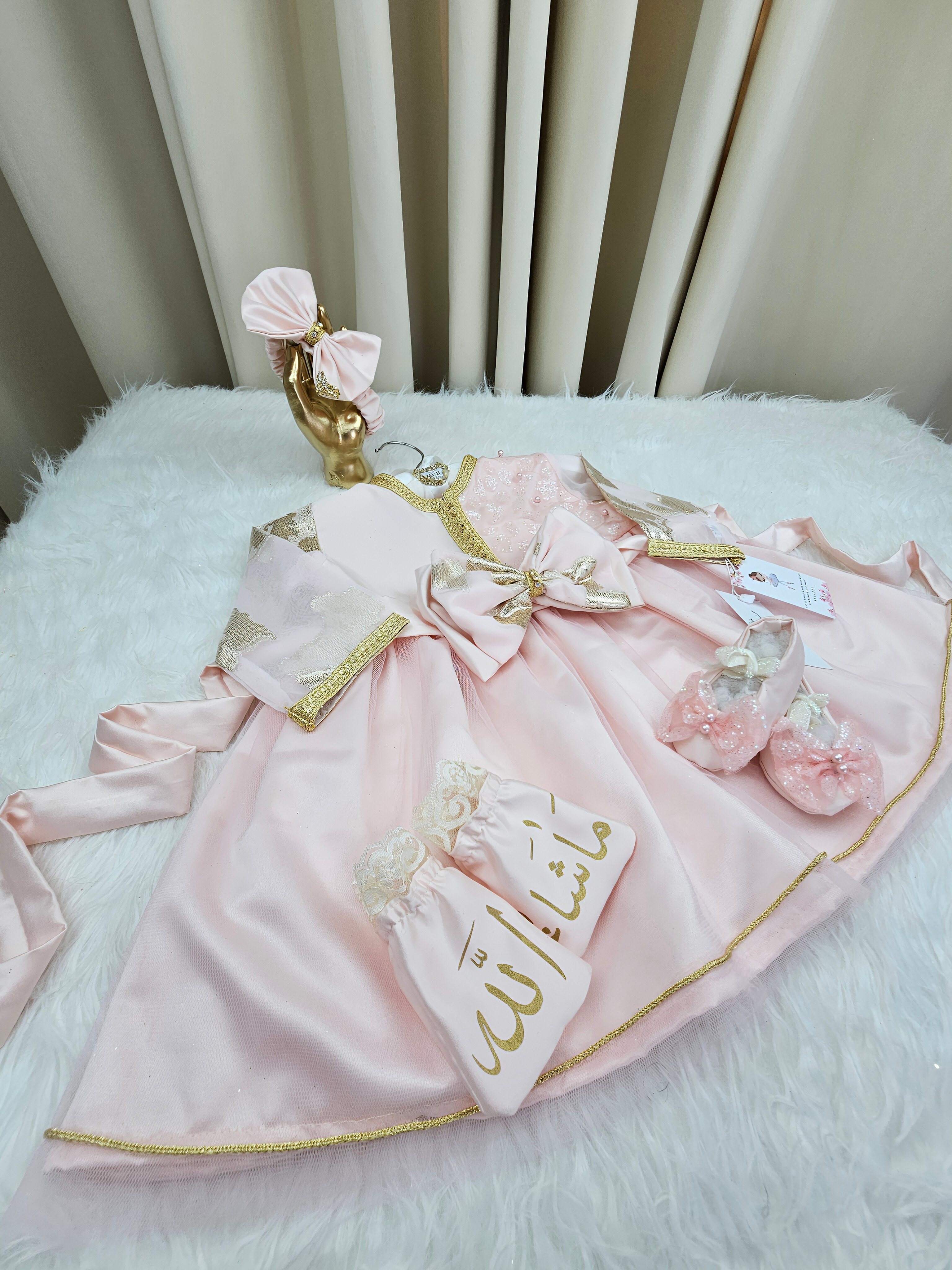 Nfissa Box Bébé – Robe Caftan Rose Pastel & Doré