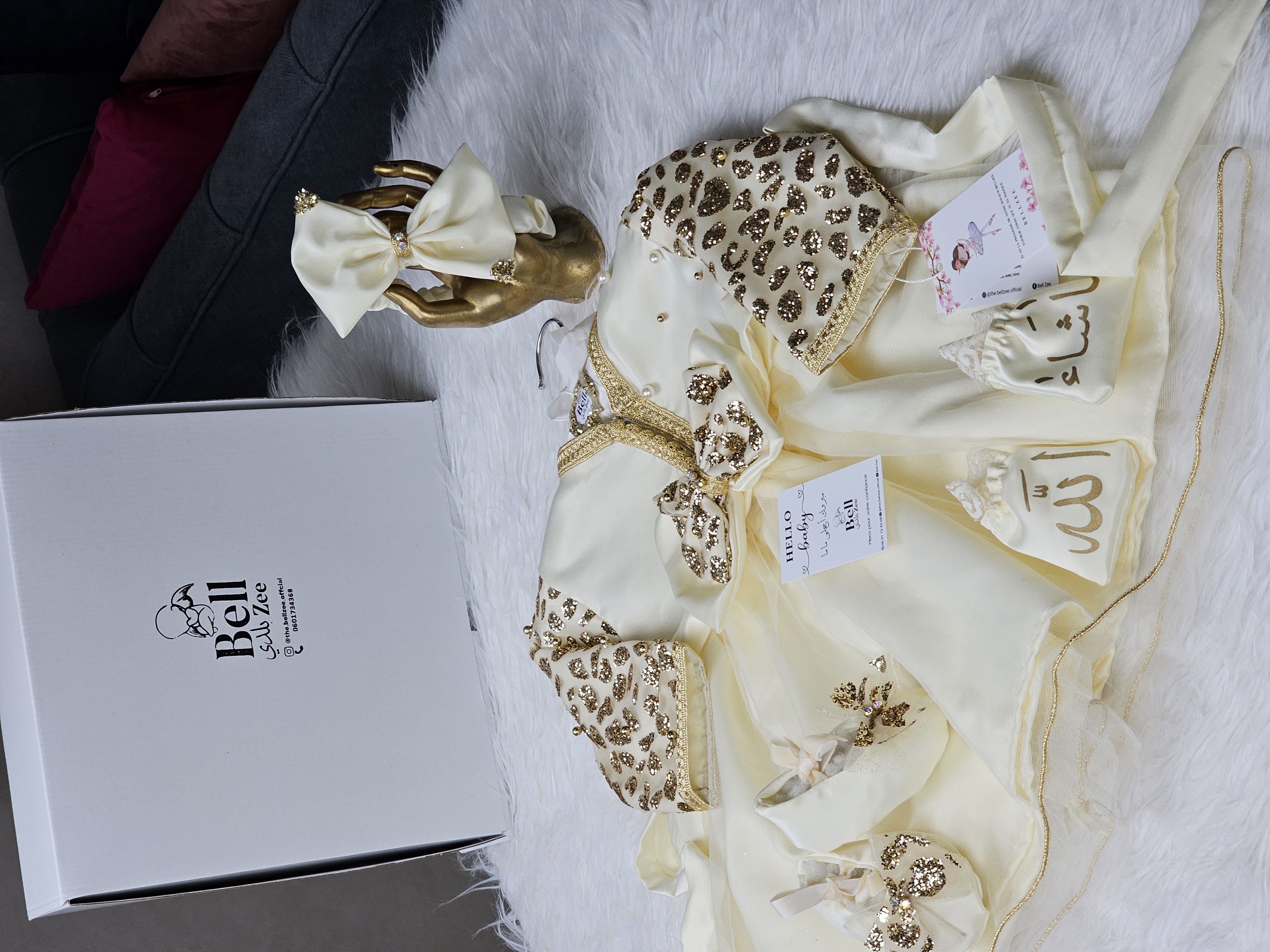 Nfissa Box Bébé – Robe Caftan Crème & Doré Sequins
