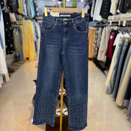 Wideleg Avec Des Perles