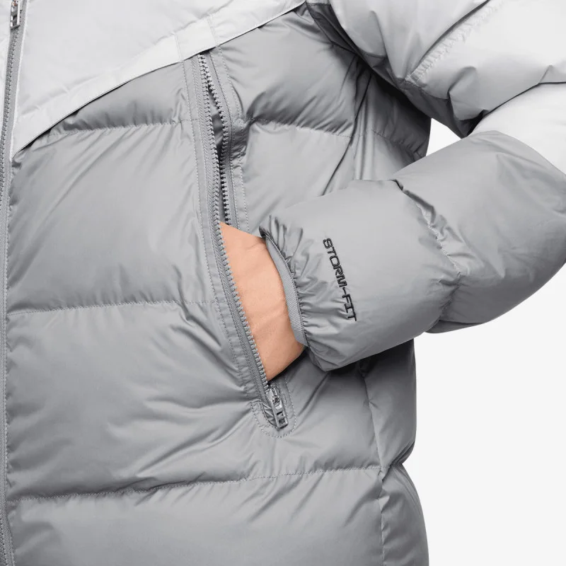 Nike Sportswear Storm-FIT Windrunner