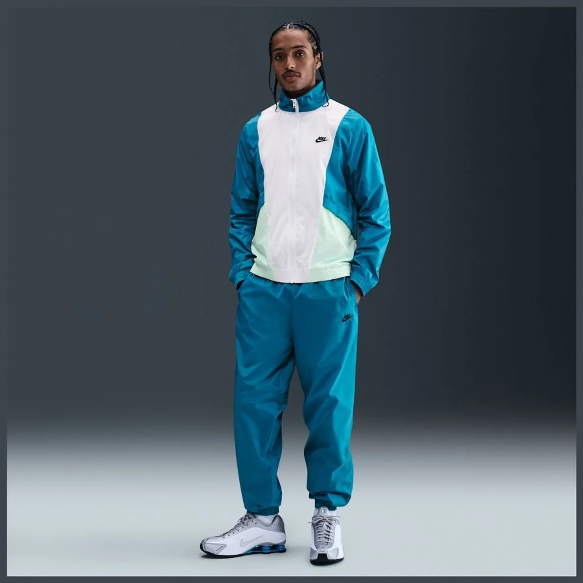Nike Club Men's Woven Tracksuit