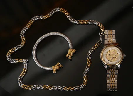 Collier + montre + bracelet