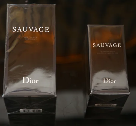 Deux parfums SAUVAGE Dior