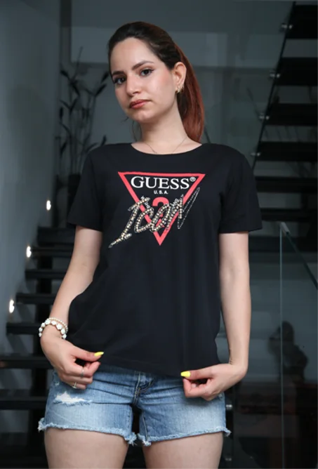 t-shirt Guess