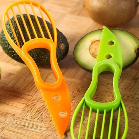Plastic fruit slicer