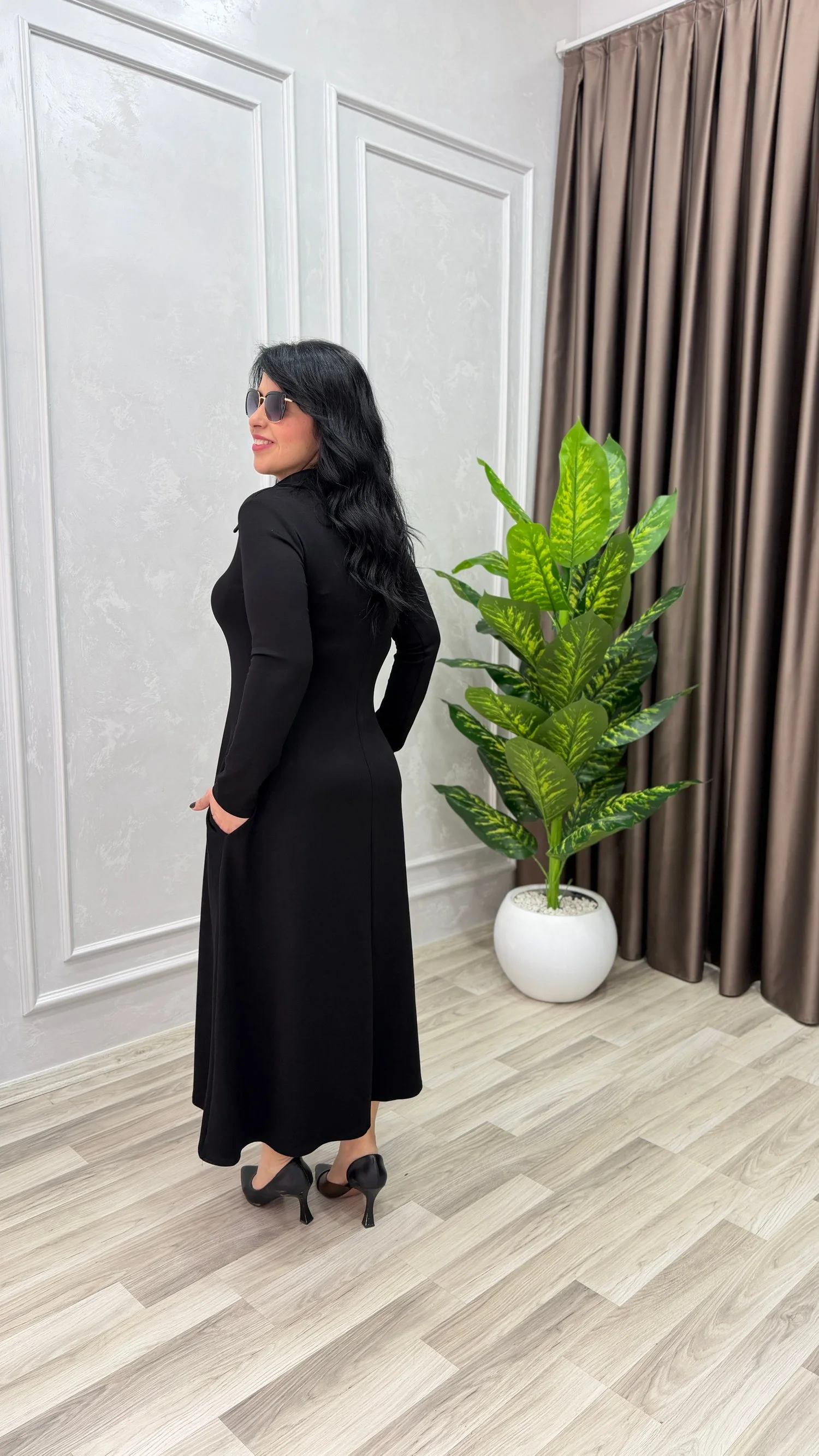 ROBE ZELLA