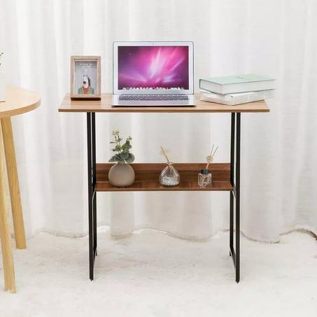 طاولة دراسية بهيكل معدني و رفوف خشبية