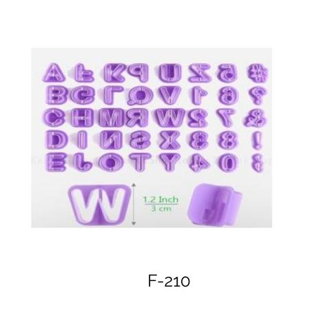 Lot de 40 Emporte-Pièces Alphabetiques en Plastique