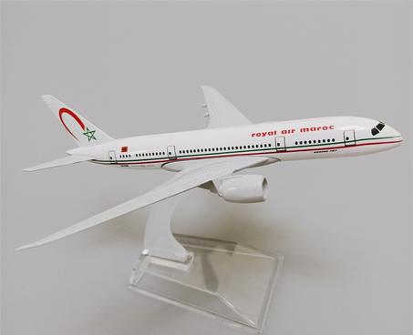 Airplan Model RAM B787