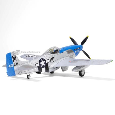 AVION DE COLLECTION -MUSTAGN P51D