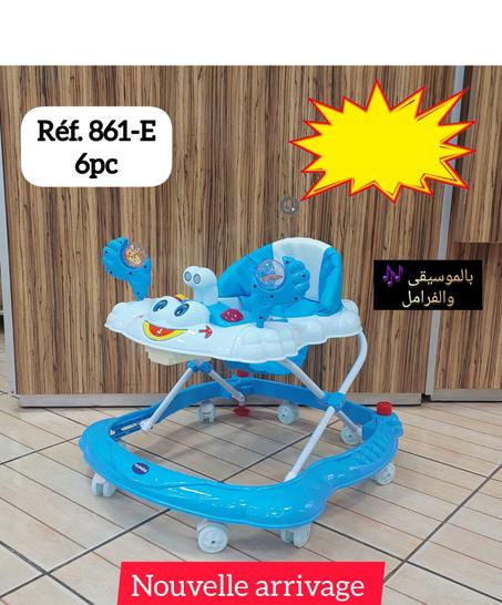 مشاية أطفال بالموسيقى والألعاب