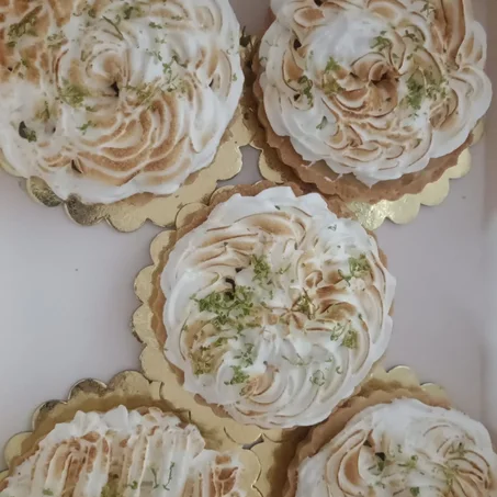 Les Tartelettes,Citrons, Fraises, Coco, Mangue et Pommes